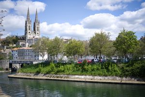 Courtier Niort